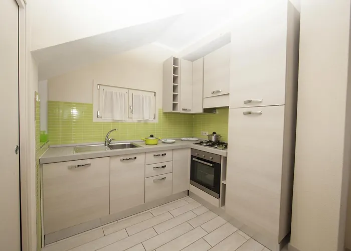 La Piazzetta Colle D'orano * La Guardia